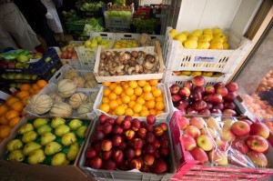 shopping veggies